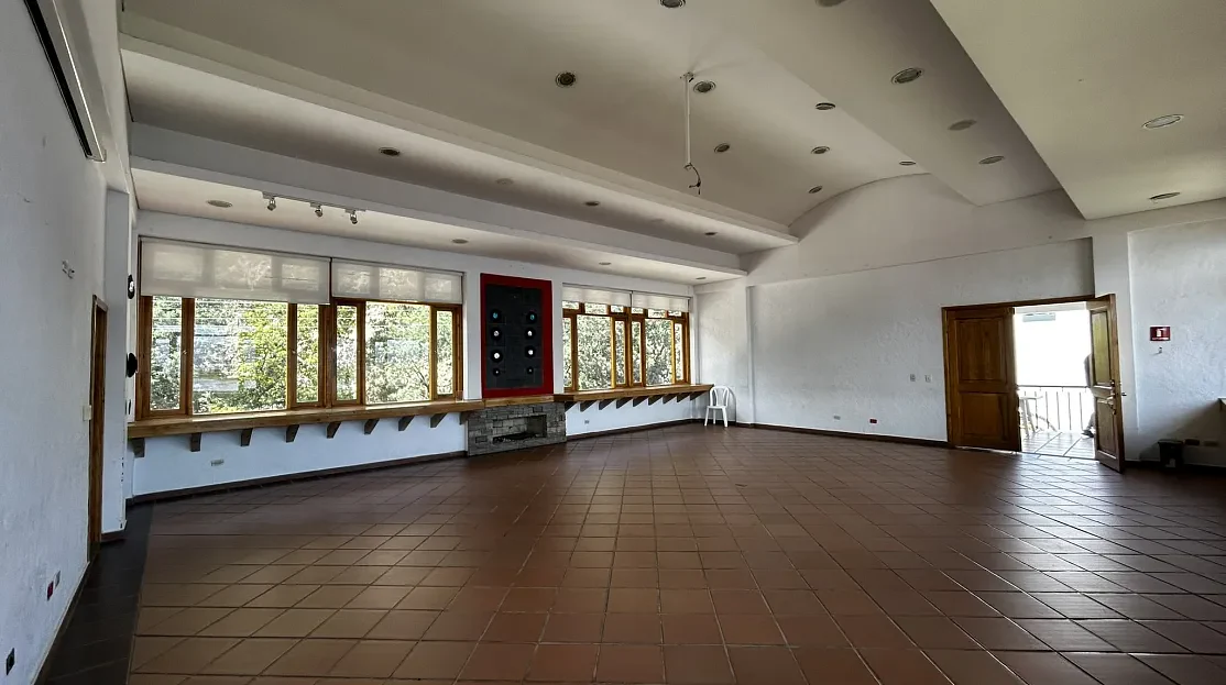 eventos-salon-hotel-refugio-el-santuario-comfacundi-fuquene-colombia-1738672593 (2)